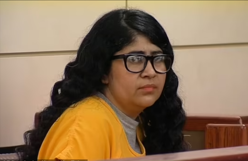 Una madre hispana de California acusada de asfixiar a sus tres hijos ...